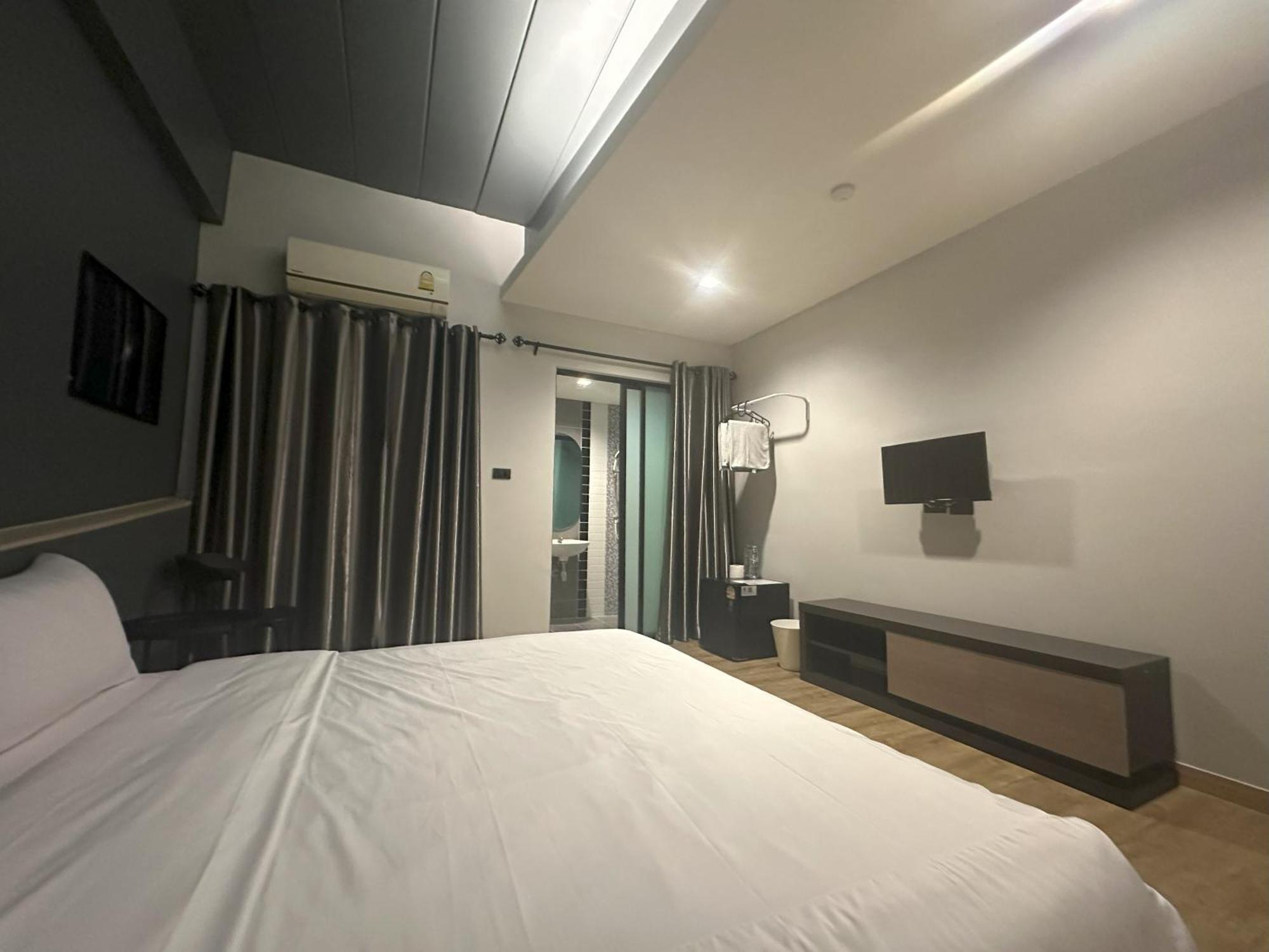 Bed-Room At Suvarnabhumi Airport - Newly Renovated Bangkok Bagian luar foto